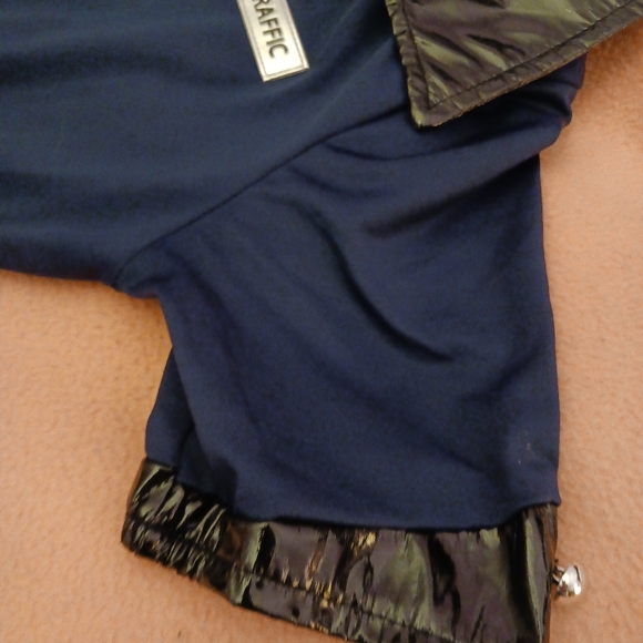 FEMALE..HOLLOWEEN POLICE 5-PIECE JUMPSUIT..COSTUME WITH/ ACCESSORIES ..SZ.MED.. - Picture 5 of 9